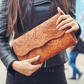 Clutch Roma Con Broche